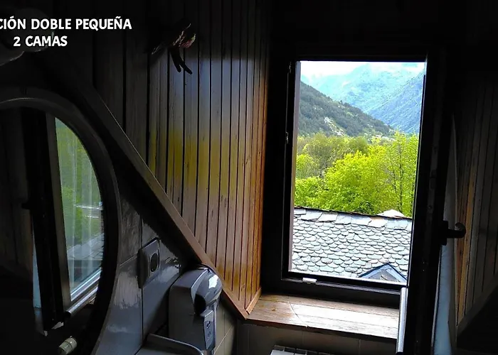Hostal Rural Sant Climent